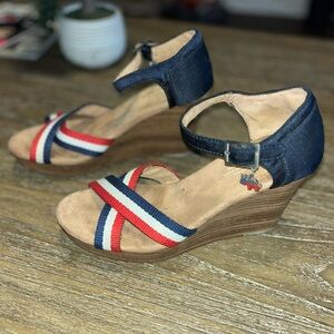 TOMS Women's Strappy Wedge Election Charms Sandals Size 8.5W Multicolor